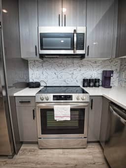 Prime Location|Free Parking|20 Min to Times Square