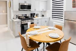 Spacious 3 Bedroom | Steps to Bus to NYC + Views