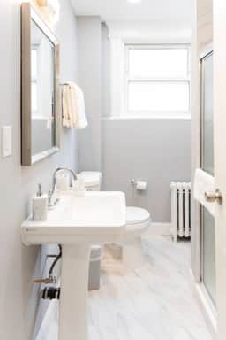 Spacious 3 Bedroom | Steps to Bus to NYC + Views