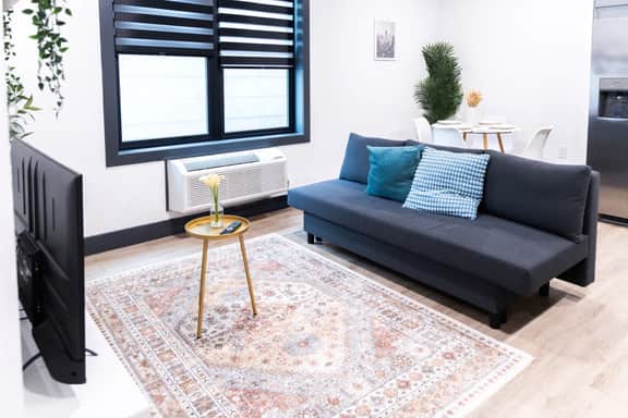 Spacious Apartment Near NYC with Free Indoor Parking