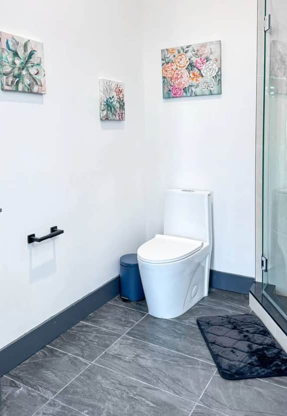 Stylish Studio Apt-Outside NYC