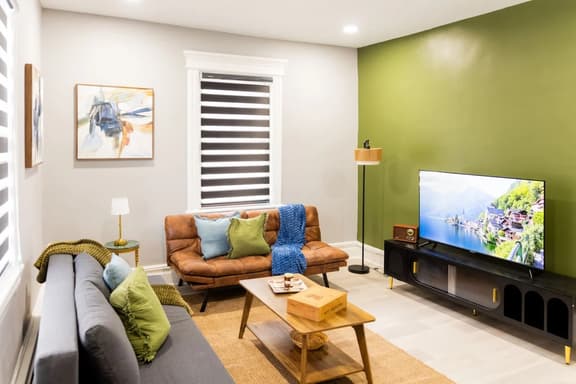 Spacious 3 Bedroom | Steps to Bus to NYC + Views