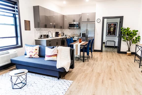 Two Bedrooms W/ Free Indoor Parking-25 Mins to NYC